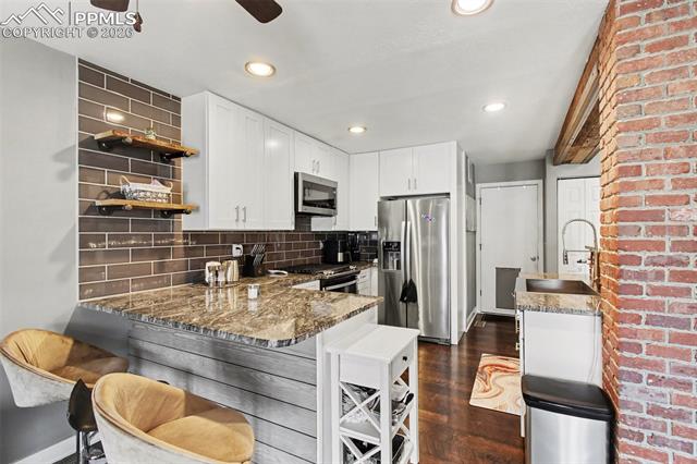 4104 Forrest Hill Road