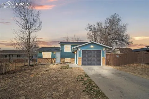 MLS: 1540995