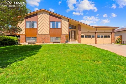 Photo of 4380 Saddlewood Drive, Colorado Springs, CO 80918 (MLS # 5821652) Photo of 4380 Saddlewood Drive, Colorado Springs, CO 80918 (MLS # 5821652)