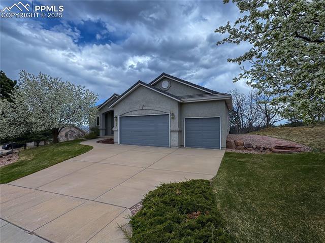 565 Vista Grande Drive