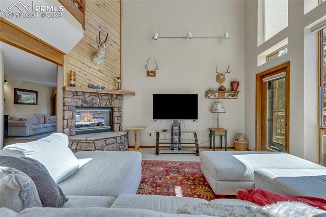 2601 Vista Glen Court