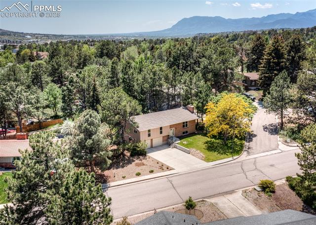 275 Raven Hills Road