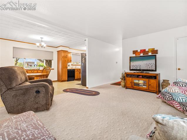 63 Radcliff Lane