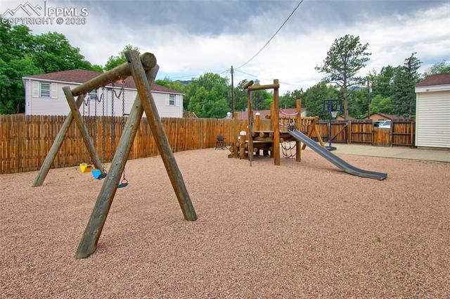 1015 W Cheyenne Road