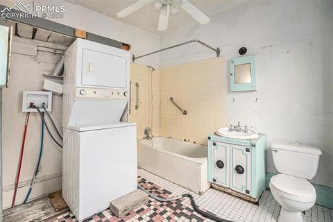 Tiny photo for 121 W Fountain Boulevard, Colorado Springs, CO 80903 (MLS # 1357535)