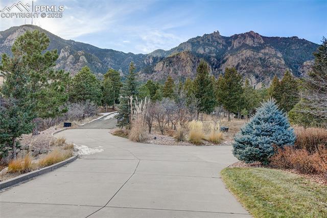 910 Grey Mountain Point