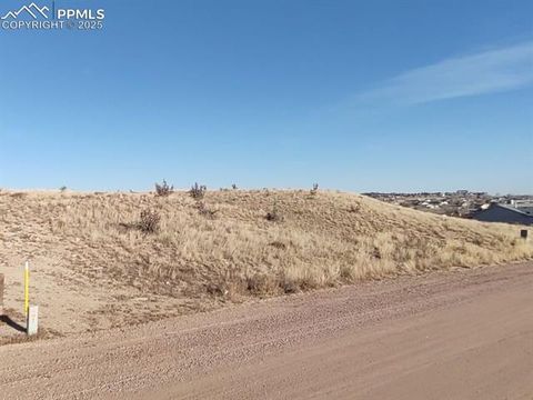 Photo of 526 S Chimazo Drive, Pueblo West, CO 81007 (MLS # 6864169)