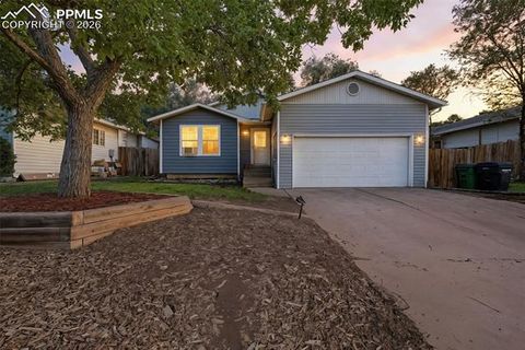 Photo of 972 Columbine Avenue, Colorado Springs, CO 80904 (MLS # 3472706)