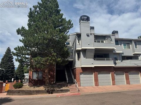 Photo of 3612 Iguana Drive, Colorado Springs, CO 80910 (MLS # 8099616)