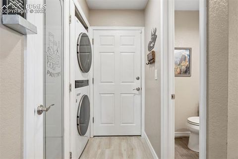 Tiny photo for 1521 Shane Circle, Colorado Springs, CO 80907 (MLS # 8503134)