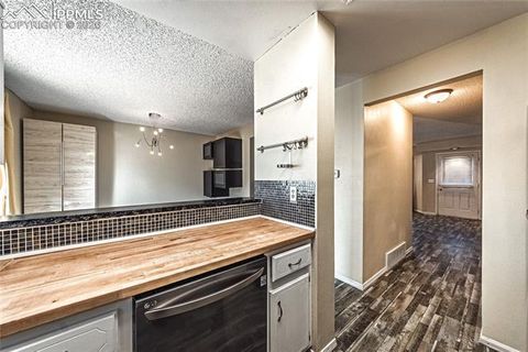 Tiny photo for 3914 Berkley Court, Colorado Springs, CO 80906 (MLS # 7771160)