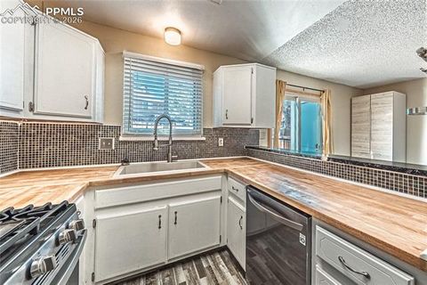 Tiny photo for 3914 Berkley Court, Colorado Springs, CO 80906 (MLS # 7771160)