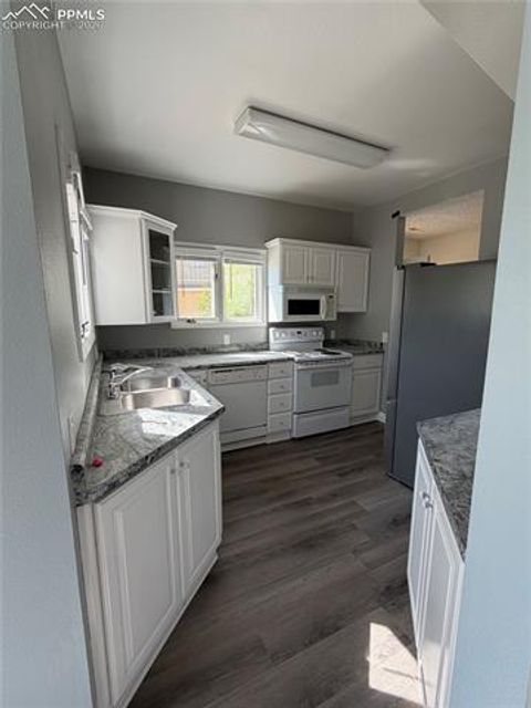 Tiny photo for 536 Observatory Drive, Colorado Springs, CO 80904 (MLS # 1353059)