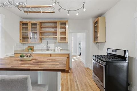 Tiny photo for 714 E High Street, Colorado Springs, CO 80903 (MLS # 9634972)