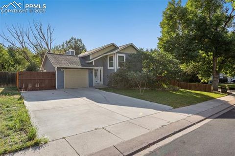 1035 Greenbrier Drive Colorado Springs CO 80916