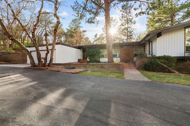 10 Heather Drive
