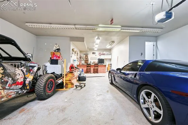 Colorado Springs, Colorado 80910, United States, 5 Bedrooms Bedrooms, ,3 BathroomsBathrooms,Residential,Active,163113