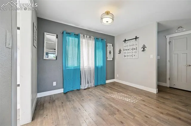 Colorado Springs, Colorado 80910, United States, 5 Bedrooms Bedrooms, ,3 BathroomsBathrooms,Residential,Active,163113