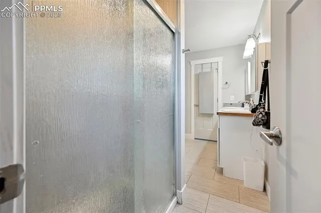 Colorado Springs, Colorado 80910, United States, 5 Bedrooms Bedrooms, ,3 BathroomsBathrooms,Residential,Active,163113