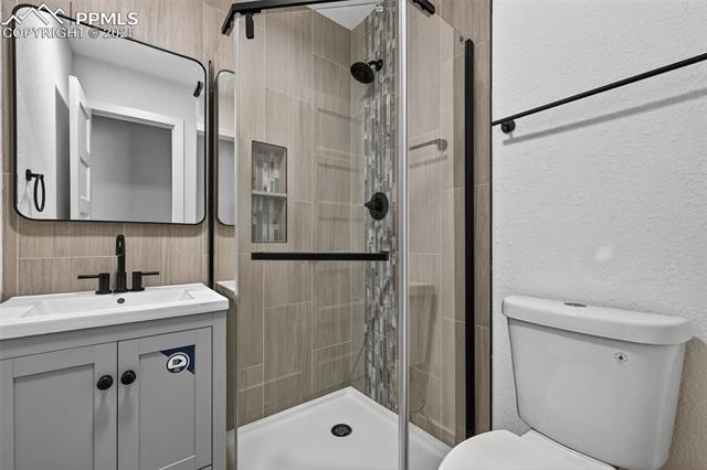 7005 Metropolitan Street