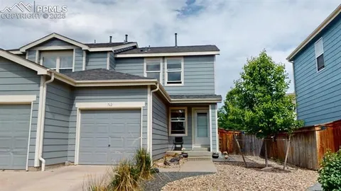 MLS: 2300207