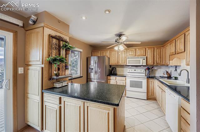 3219 Red Onion Circle