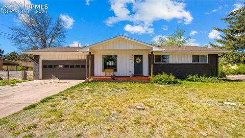 Photo of 701 Del Brook Drive, Colorado Springs, CO 80911 (MLS # 7922976)