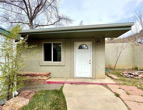 Photo of 1318 N Chestnut Street #B, Colorado Springs, CO 80905 (MLS # 4718123)
