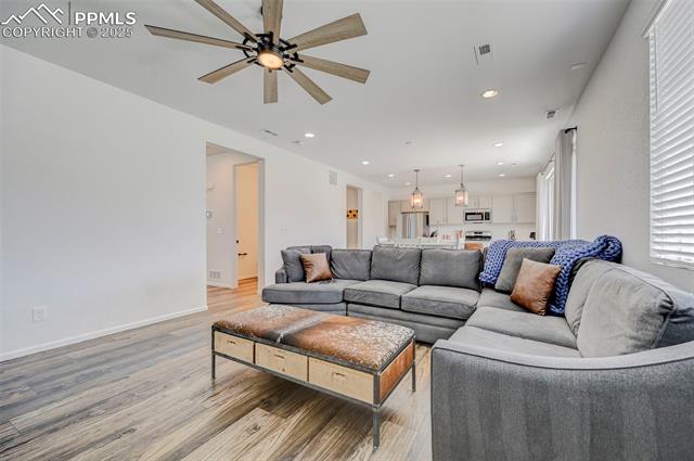 6237 Bodacious Circle