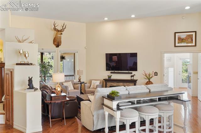 15010 Henry Ride Heights