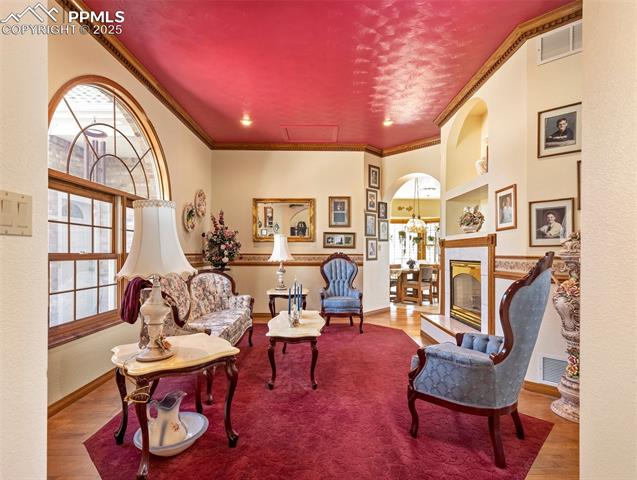 132 W Alexis Drive