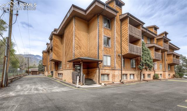 935 Saturn Drive 115