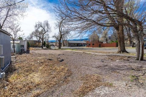 Photo of 301 Macon Avenue, Canon City, CO 81212 (MLS # 8985652)