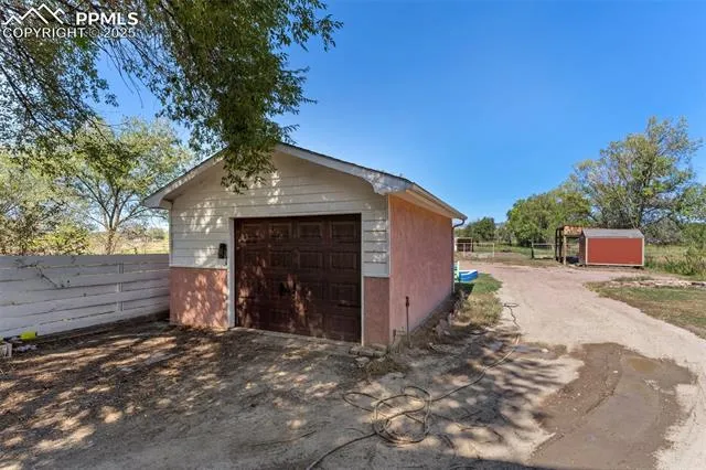 Florence, Colorado 81226, United States, 3 Bedrooms Bedrooms, ,2 BathroomsBathrooms,Residential,Active,184875