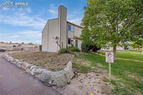 1810 Lanka Lane Colorado Springs CO 80915