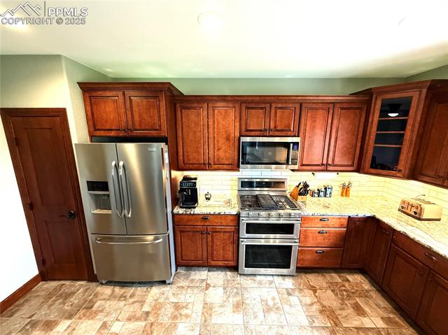 6200 Canyon Trail