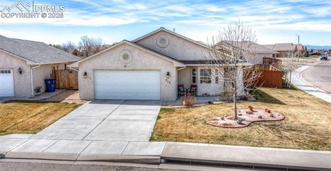 Photo of 717 Edna Lane, Pueblo, CO 81005 (MLS # 5229323)