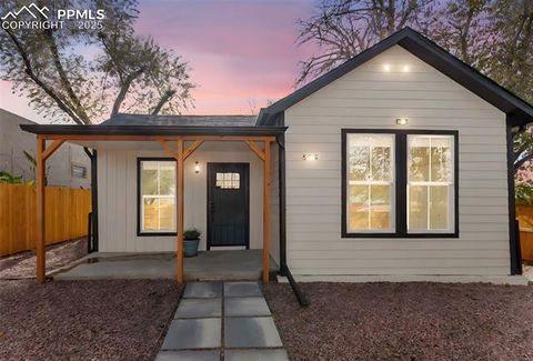 Photo of 526 W 9th Street, Pueblo, CO 81003 (MLS # 1200990)