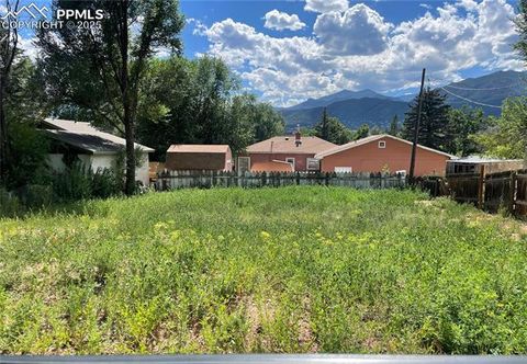 Photo of 1318 W Platte Avenue, Colorado Springs, CO 80904 (MLS # 7664834)