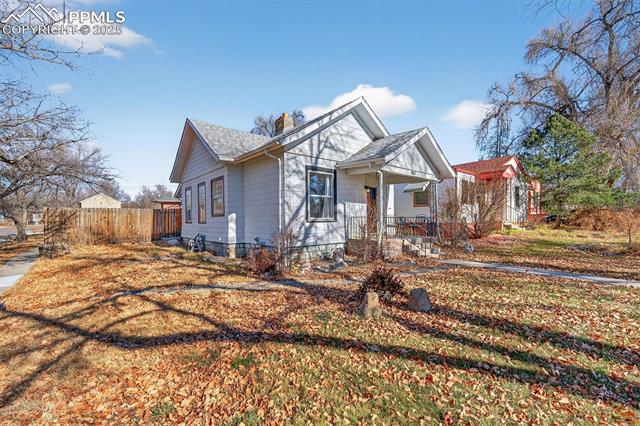 904 E San Miguel Street