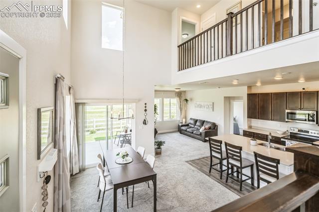 1842 Peak Prairie Lane