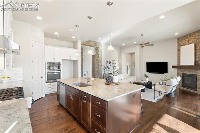 1609 Yellow Tail Drive