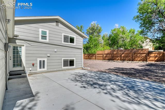 4472 Eastcrest Circle