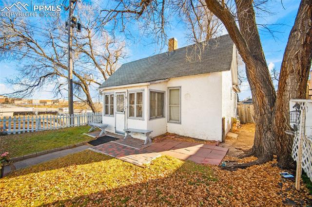 15 E Fountain Boulevard