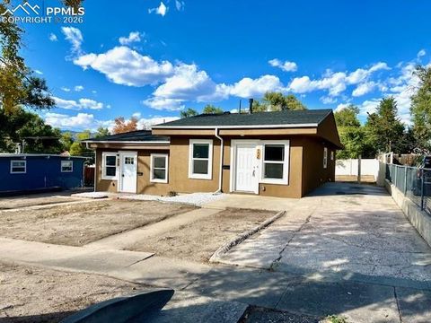 Photo of 734 E Rio Grande Street, Colorado Springs, CO 80903 (MLS # 1600356)