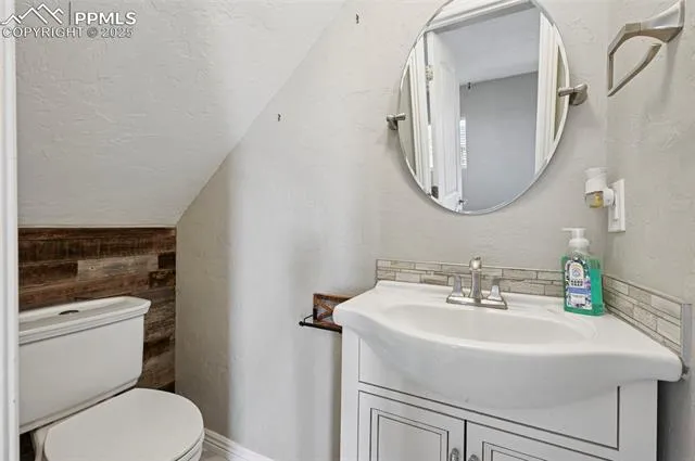 Fountain, Colorado 80817, United States, 6 Bedrooms Bedrooms, ,4 BathroomsBathrooms,Residential,Active,252753