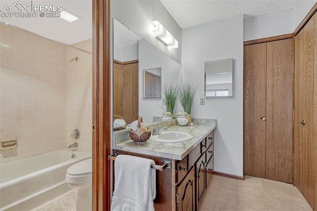 1146 Fontmore Road A