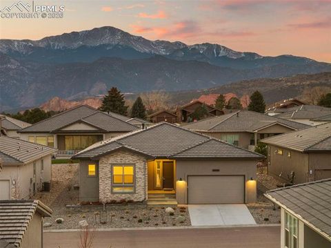 Photo of 3474 Crest Hollow View, Colorado Springs, CO 80904 (MLS # 3801042)