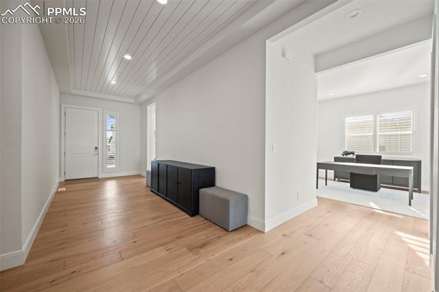 3474 Crest Hollow View