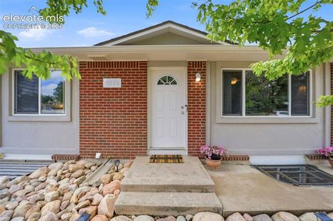 Photo of 4526 Del Verde Drive, Colorado Springs, CO 80918 (MLS # 4966654)